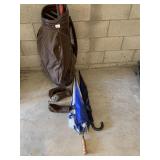 GOLF BAG AND 2 UMBRELLA