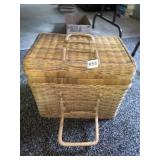 PICNIC BASKET