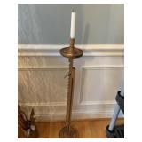 WOOD CANDLE STAND ADJUSTABLE