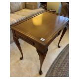 TEA TABLE W/ PULLOUTS 18" X 24" X 28" H