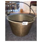 BRASS BUCKET W/ HANDLE 6.5" H