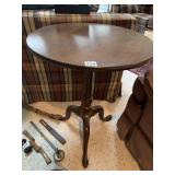 MAHOGANY 3 LEG SIDE TABLE 20" D X 24" H
