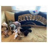 PITTS. BLANKET, PLUSH TOYS