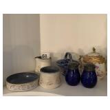 POTTERY PIECES SHAKER, SUGAR W/ LID