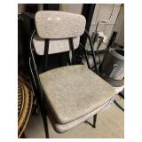 4 FOLDING CARD TABLE CHAIRS