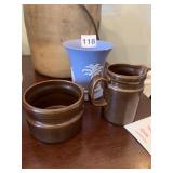 STERLING WEDGWOOD CR/SUGAR, WEDGWOOD BLUE VASE