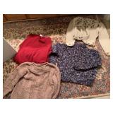 SWEATERS INCL. HANDKNIT