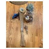 DRIED FLOWERS, GLUE GUN