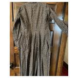 VINTAGE AND DOT STANDARD PATTERN DRESS 36IN WAIST