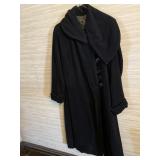 VINTAGE COAT 6 LARGE BUTTONS, FLOWER LINING