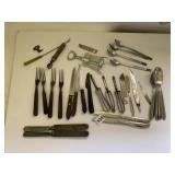 WOOD HANDLE 3 PRONG FORKS, 4 MATCHING ICED