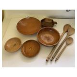 ARCO PINE AND OAK BOWLS AND WOODEN SPOONS