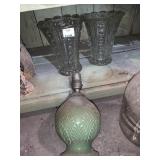 GREEN LAMP WITH CORD AND 2 BUTTON STYLE VASES