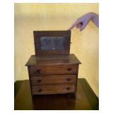 DOLL 3 DRAWER CHEST W/ MIRROR NO BRACKET FOR IT