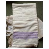 WOOL BLANKET WITH SATIN TRIM AND LAVENDER