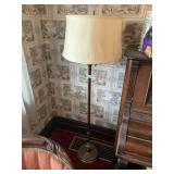 BRASS FLOOR LAMP WITH 3 SIDE LIGHTS AND CENTRAL