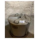 ALUMINUM 3 SECTION COOKER AND SHELL WIND CHIMES