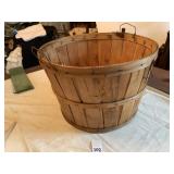 BUSHEL BASKET VINTAGE