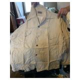 LARGE GROUP OF VINTAGE CLOTHES