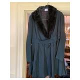 MEYER JONASSEN LAND CO. - BLACK COAT W/ FUR TRIM