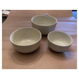 SET OF 3 VINTAGE STONEWARE MIXING BOWLS