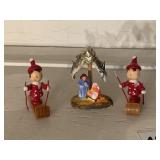 1.5" MINI NATIVITY AND 2 WOOD SKIERS