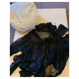 MUFF, BLACK LACE TOP W/ FLOWER DECORATION, SNAP