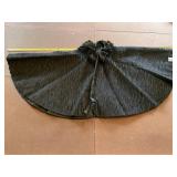 VICTORIAN CAKE 18IN LONG BLACK LACE COLOR