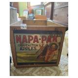 NAPA-PAK APPLES WOOD CRATE