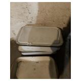 COVERED ENAMEL ROASTERS/REFRIDGE CONTAINERS