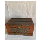 DOLL CHEST WOOD TRIM LIFT OUT TRAY