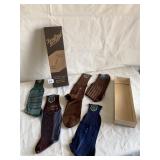 DARN PROOF HOSIERY BOX W/ 6 PAIRS NEW SOCKS W/