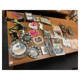 LARGE GROUP OF NEW GRADUATION PARTY SUPPLIES &