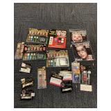 LARGE GROUP OF HALLOWEEN MAKE UP