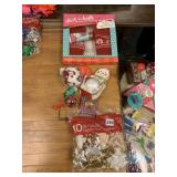 MITTEN LOTION SET, SOCKS, BATH BOMB, HAIR BANDS