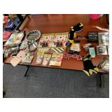 LARGE GROUP OF NEW GRADUATION PARTY SUPPLIES &