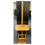 FLOOR LAMP W/ MAGAZINE BASE LAMP