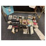 LARGE GROUP OF NEW GRADUATIONS PARTY SUPPLIES AND