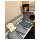 AMERICAN EAGLE AND POLO 36" X 36" L AND 38" POLO