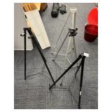 4 ALUMINUM EASELS
