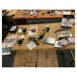 LARGE GROUP OF NEW GRADUATION PARTY SUPPLIES &