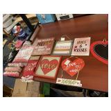 VALENTINES DAY DECOR