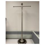 HEAVY BASE CLOTHING RACK TOP EXTENDS BUT NEEDS A