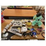 LARGE GROUP OF NEW GRADUATIONS PARTY SUPPLIES AND