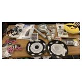 LARGE GROUP OF NEW GRADUATIONS PARTY SUPPLIES AND