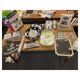 LARGE GROUP OF NEW GRADUATIONS PARTY SUPPLIES AND