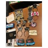 LARGE GROUP OF NEW GRADUATIONS PARTY SUPPLIES AND