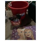 BRICKET, RED BEVERAGE TOTE, CARDS