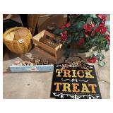 SPRING SIGN, PLANTER, WOOD CRATE