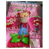 STRAWBERRY SHORTCAKE COMFORTER
